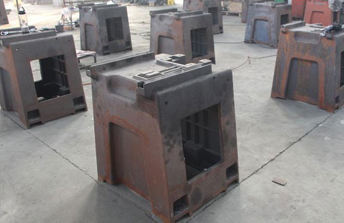 平面磨床廠(chǎng)家半成品區(qū)